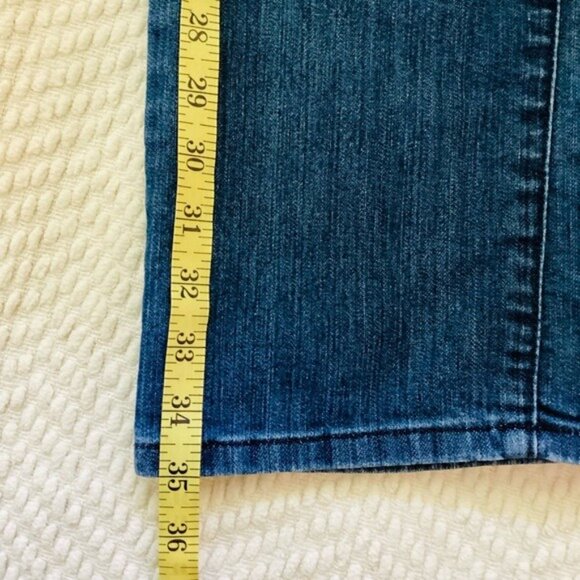 Coldwater Creek Straight Leg Medium Wash Jeans Size 4 - Picture 8 of 9